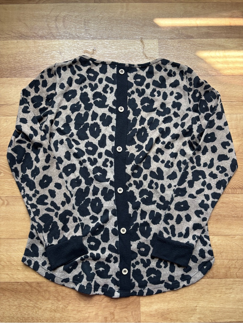 Pink Clover Brown Leopard Print Long Sleeve Top with Brown Elbow Patches - Picture 3 of 11